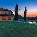 Villa Pucci 12, Emma