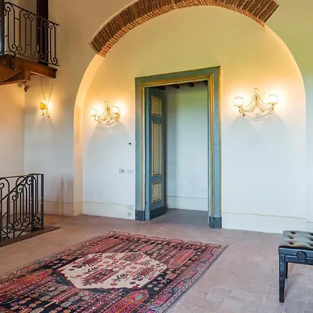 Pucci 12, Emma Monte San Savino