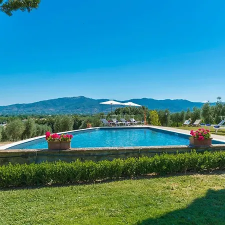 Villa Pucci 12, Emma Monte San Savino