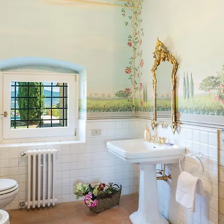 Villa Pucci 12, Emma Monte San Savino
