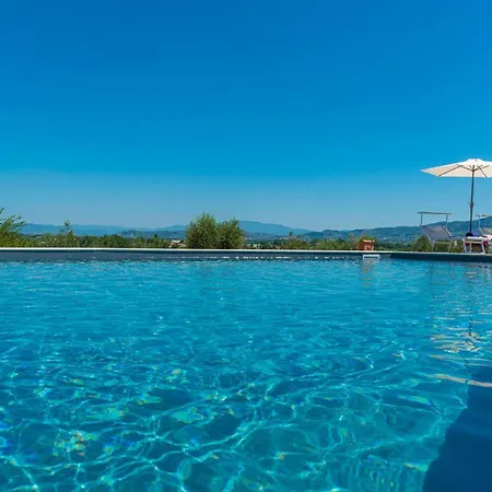 Villa Pucci 12, Emma