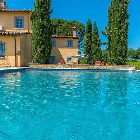 Pucci 12, Emma Villa Monte San Savino