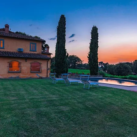 Villa Pucci 12, Emma
