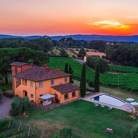 Villa Pucci 12, Emma Monte San Savino